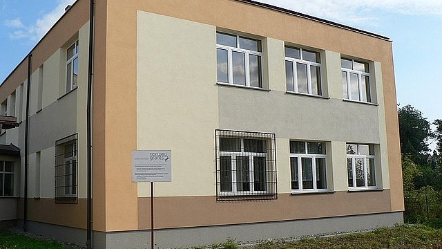 Budynek dydaktyczny Liceum Ogólnokształcącego im. T. Kościuszki w Lubaczowie Budynek dydaktyczny Liceum Ogólnokształcącego im. T. Kościuszki w Lubaczowie